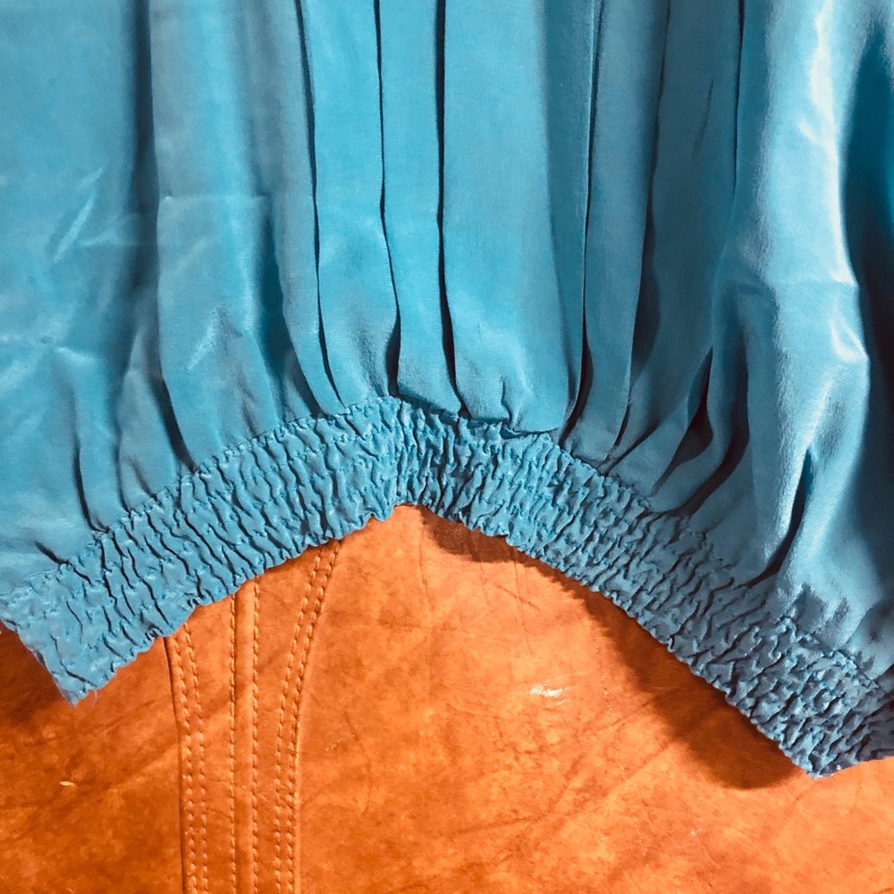 Peacock blue silk button blouse - Picture 4 of 4